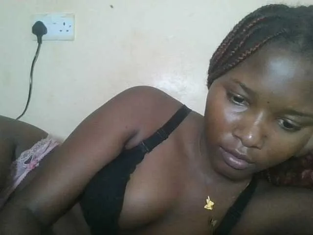 Live sex webcam photo for Hornyqueen4 #291871800