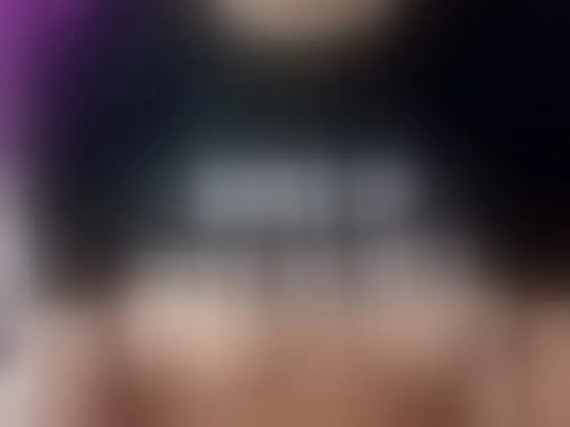 Live sex webcam photo for Hornysweetebony #292940424