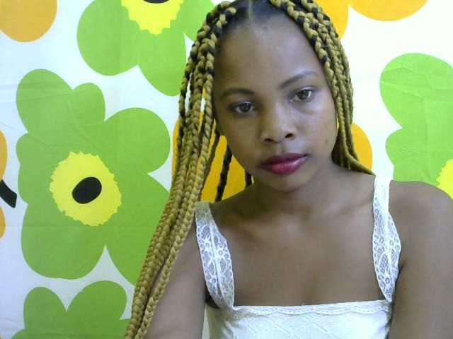 Live sex webcam photo for Hortenca #275735422