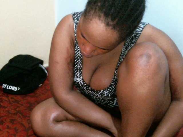 Live sex webcam photo for Hot-Gaele #277412489