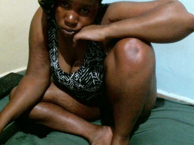 Live sex webcam photo for Hot-Gaele #277503283