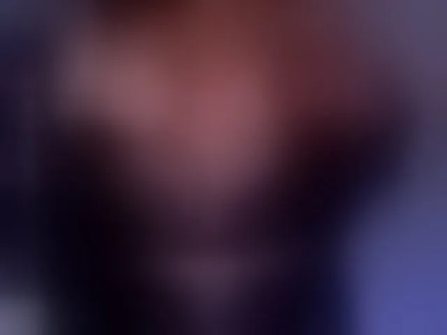 Live sex webcam photo for Hot-Voyage #293445397