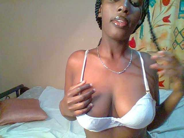 Live sex webcam photo for Hot-asss #277208344