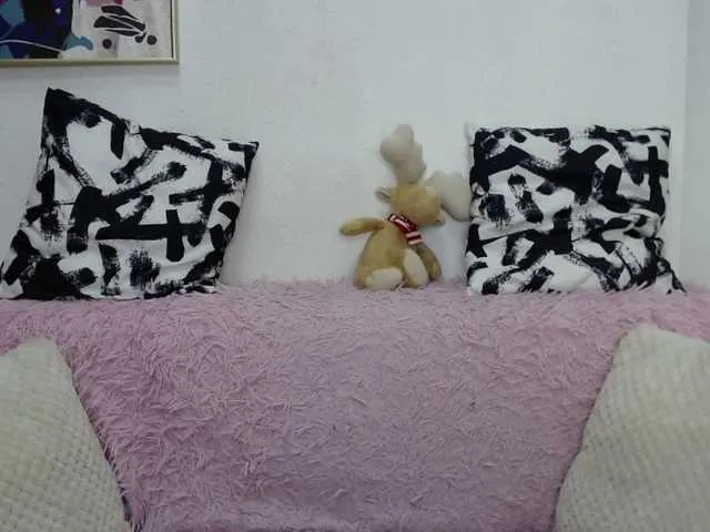 Live sex webcam photo for Hot-vasilisa #271905419