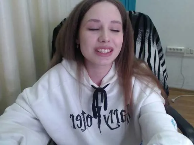 Live sex webcam photo for Hot-vasilisa #272979257