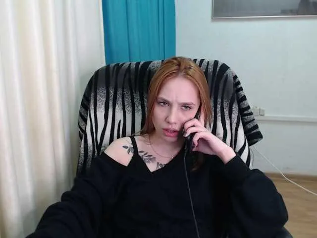 Live sex webcam photo for Hot-vasilisa #273381400