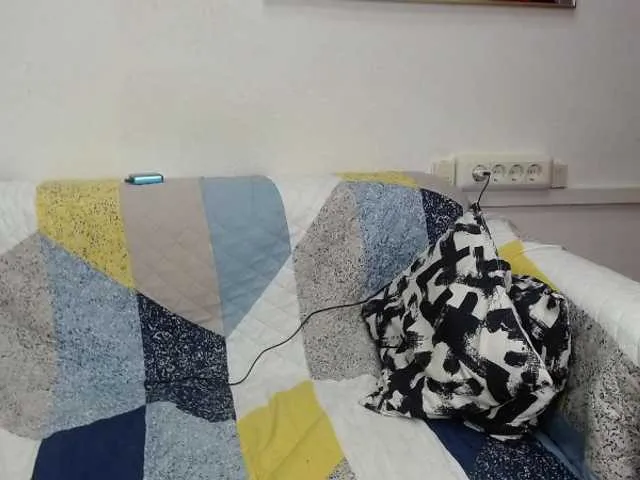 Live sex webcam photo for Hot-vasilisa #273699739