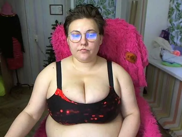 Live sex webcam photo for HotAlexa #272224535