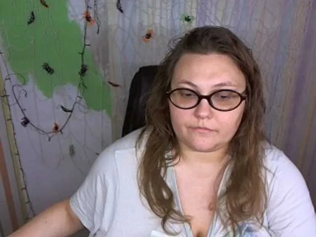 Live sex webcam photo for HotAlexa #291773396