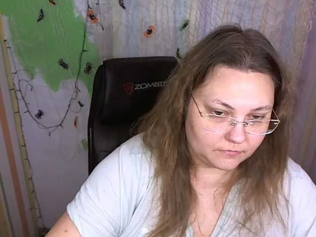 Live sex webcam photo for HotAlexa #292075989