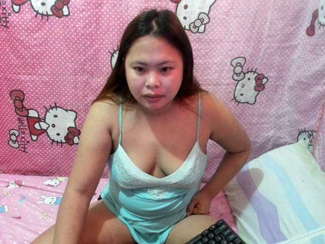 Live sex webcam photo for HotAngelica #274242932