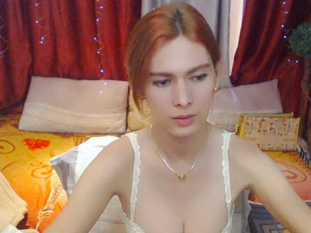 Live sex webcam photo for HotBeautyQuen #277149645