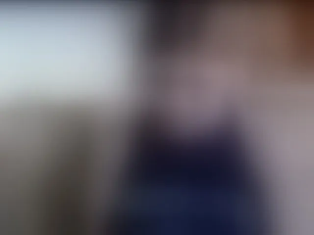 Live sex webcam photo for HotBeautyQuen #293764871