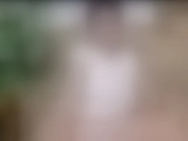 Live sex webcam photo for HotBeautyQuen #293915950
