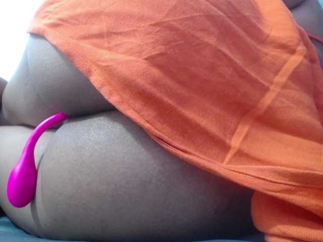 Live sex webcam photo for HotDeepAnal #276614221