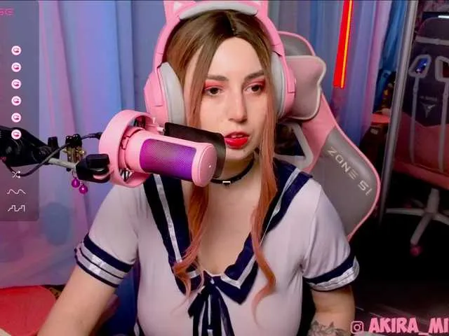 Live sex webcam photo for HotDemonic #283775022