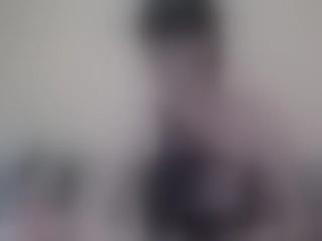 Live sex webcam photo for HotDreammm #292609939