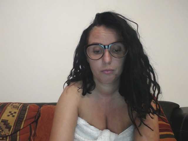 Live sex webcam photo for HotErikka #281218404