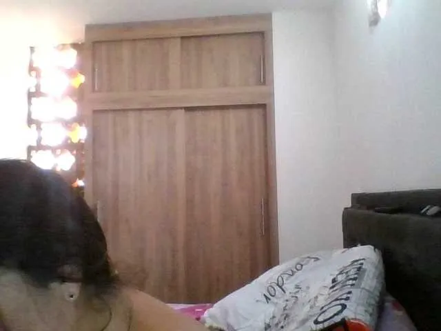 Live sex webcam photo for HotGiirl #291306462