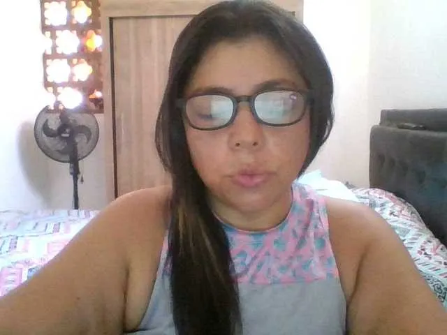 Live sex webcam photo for HotGiirl #291347376