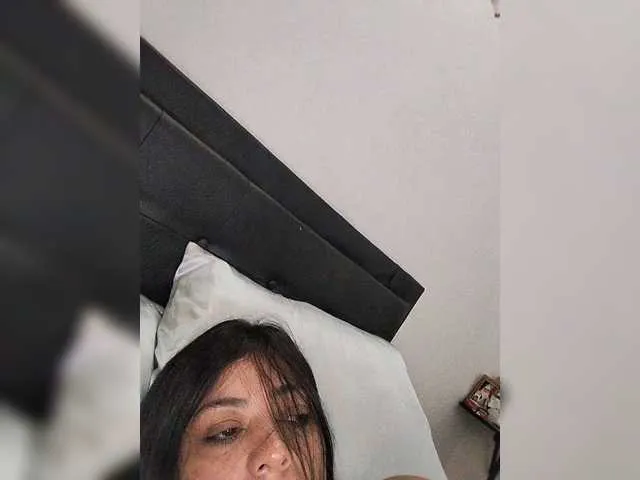 Live sex webcam photo for HotGiirl #291494530