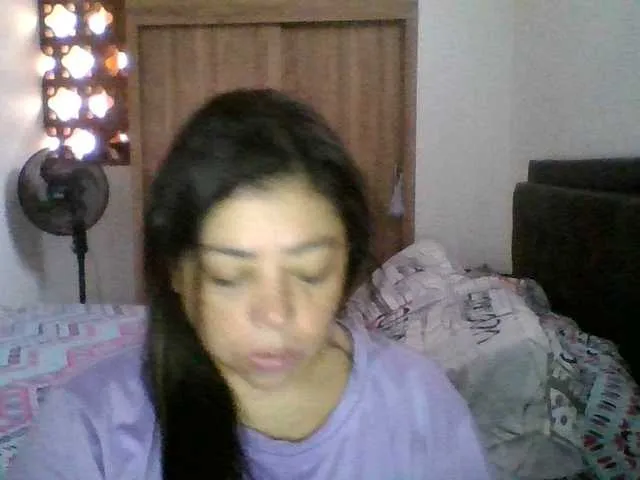 Live sex webcam photo for HotGiirl #291541642