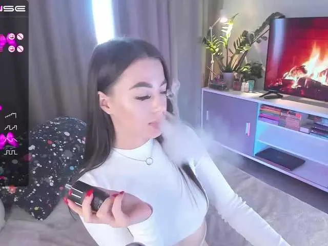 Live sex webcam photo for HotGirlEva #276537750