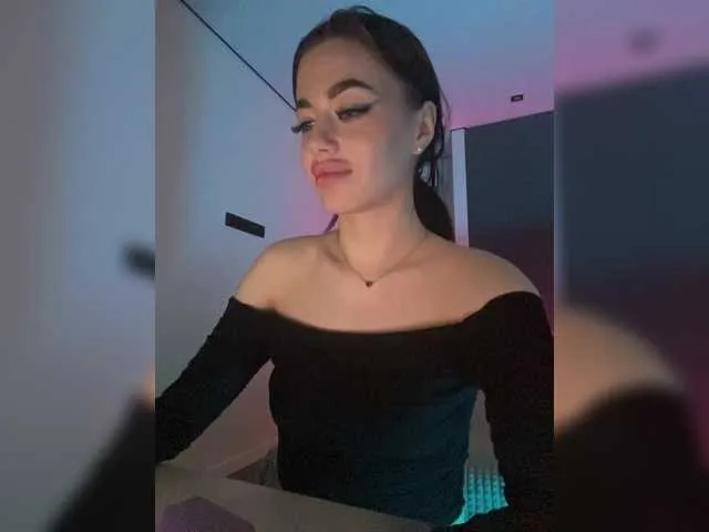 Live sex webcam photo for HotGirlEva #290729246