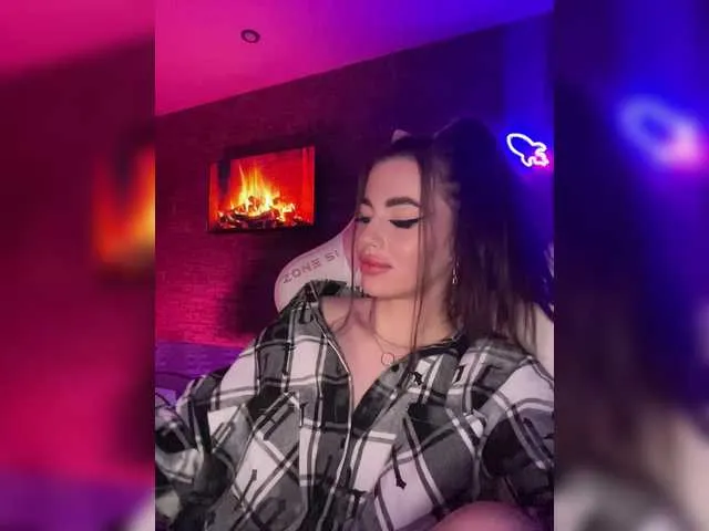 Live sex webcam photo for HotGirlEva #292326028