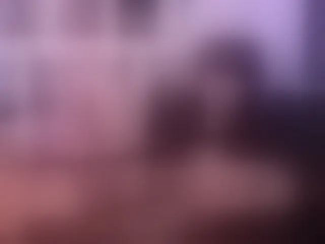 Live sex webcam photo for HotHoneyChile #293288449