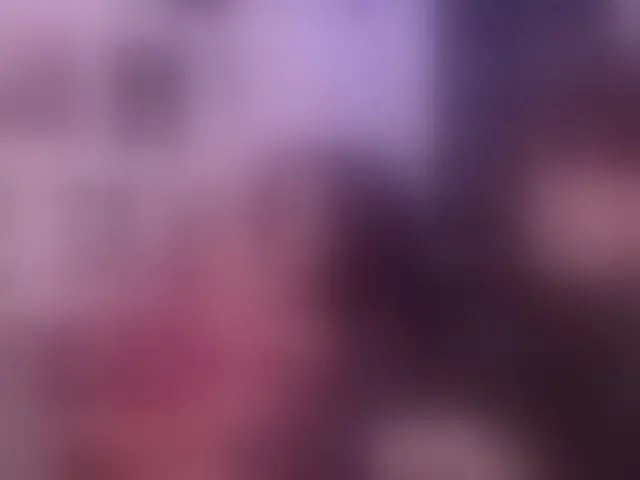 Live sex webcam photo for HotHoneyChile #293514316
