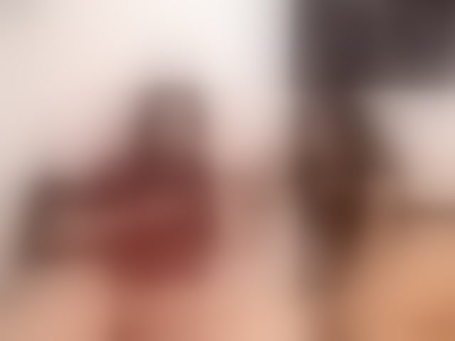 Live sex webcam photo for HotHoneyChile #294181413