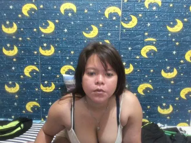 Live sex webcam photo for HotJoan271 #272558634