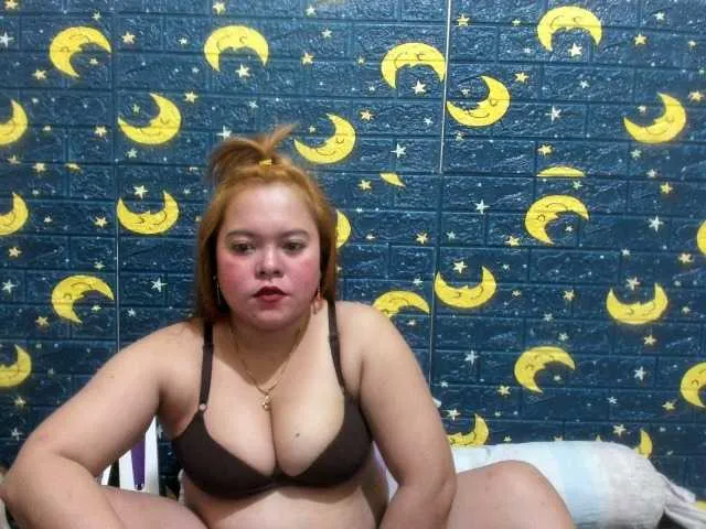 Live sex webcam photo for HotJoan271 #272971286