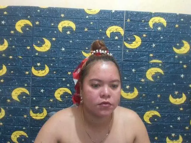 Live sex webcam photo for HotJoan271 #273624377