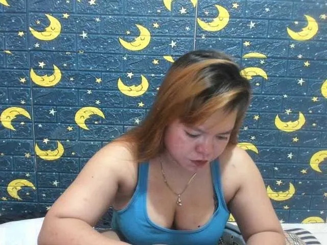 Live sex webcam photo for HotJoan271 #274495605