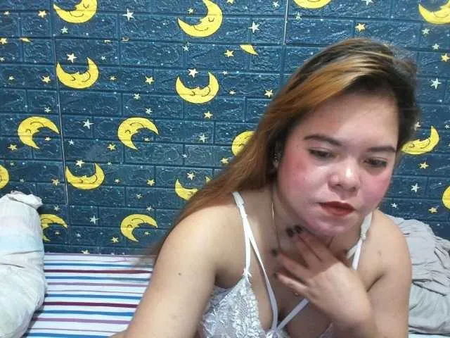 Live sex webcam photo for HotJoan271 #274534906