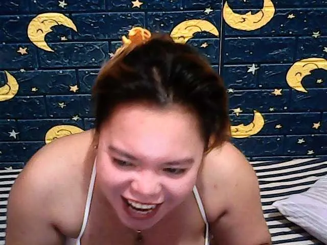 Live sex webcam photo for HotJoan271 #274619873