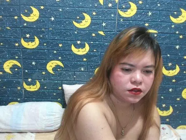 Live sex webcam photo for HotJoan271 #274741206