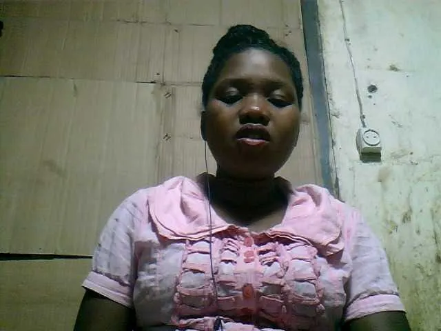 Live sex webcam photo for HotLipzPussy #272075259