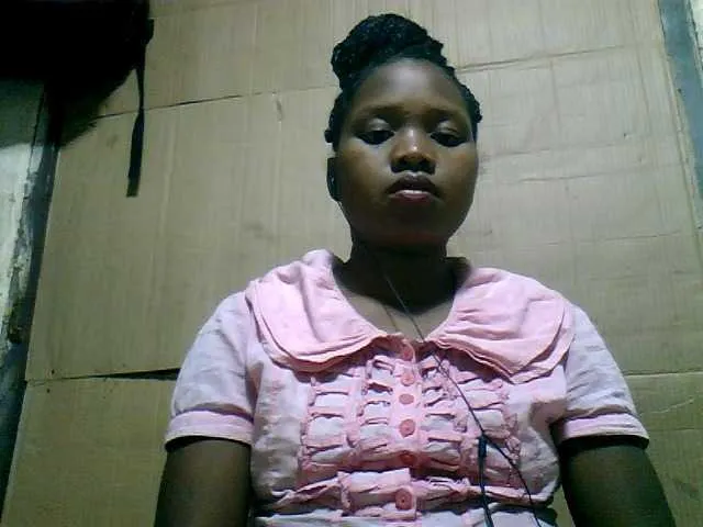 Live sex webcam photo for HotLipzPussy #272089818