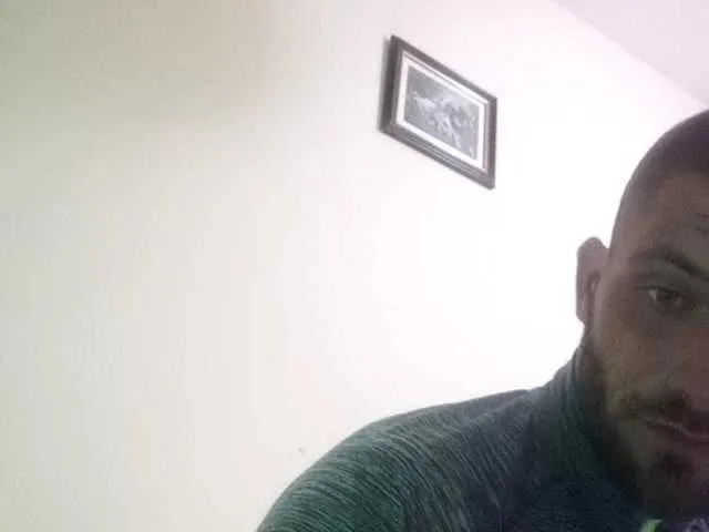 Live sex webcam photo for HotManBaby #277929439