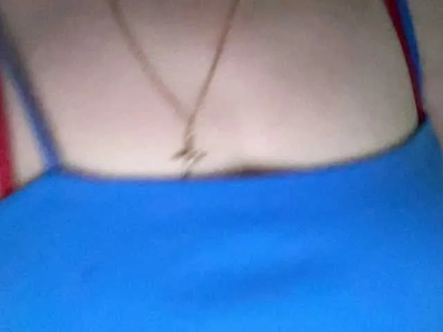 Live sex webcam photo for HotMilfPussy #277633305