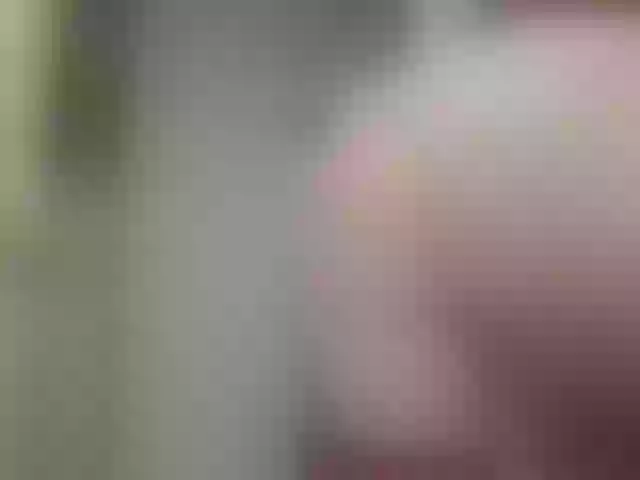 Live sex webcam photo for HotMilfPussy #290530077