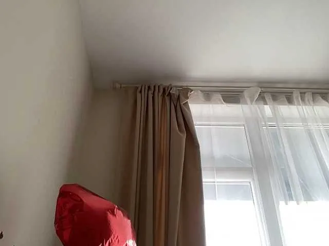 Live sex webcam photo for HotMilfPussy #290535165