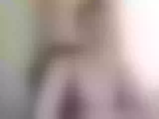 Live sex webcam photo for HotMilfPussy #291918216