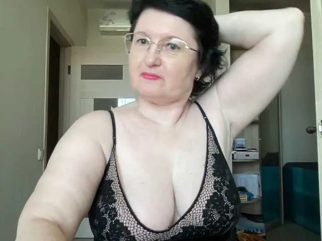 Live sex webcam photo for HotMilfPussy
