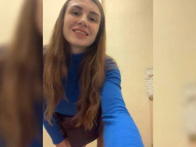 Live sex webcam photo for HotOlesya88 #276331356