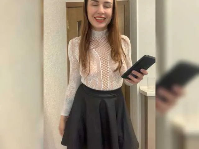 Live sex webcam photo for HotOlesya88 #276710428