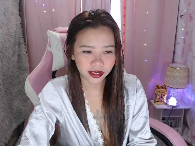 Live sex webcam photo for HotPinay24 #275936731